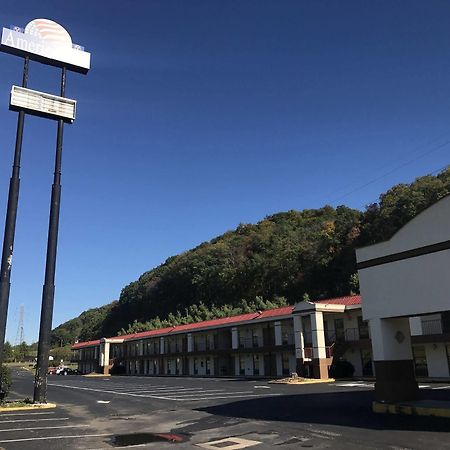 Quality Inn Bristol Exterior photo